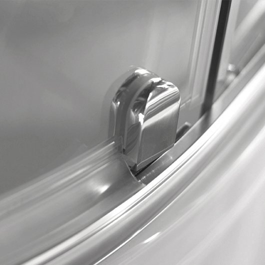 Revolving hinges in chrome finish